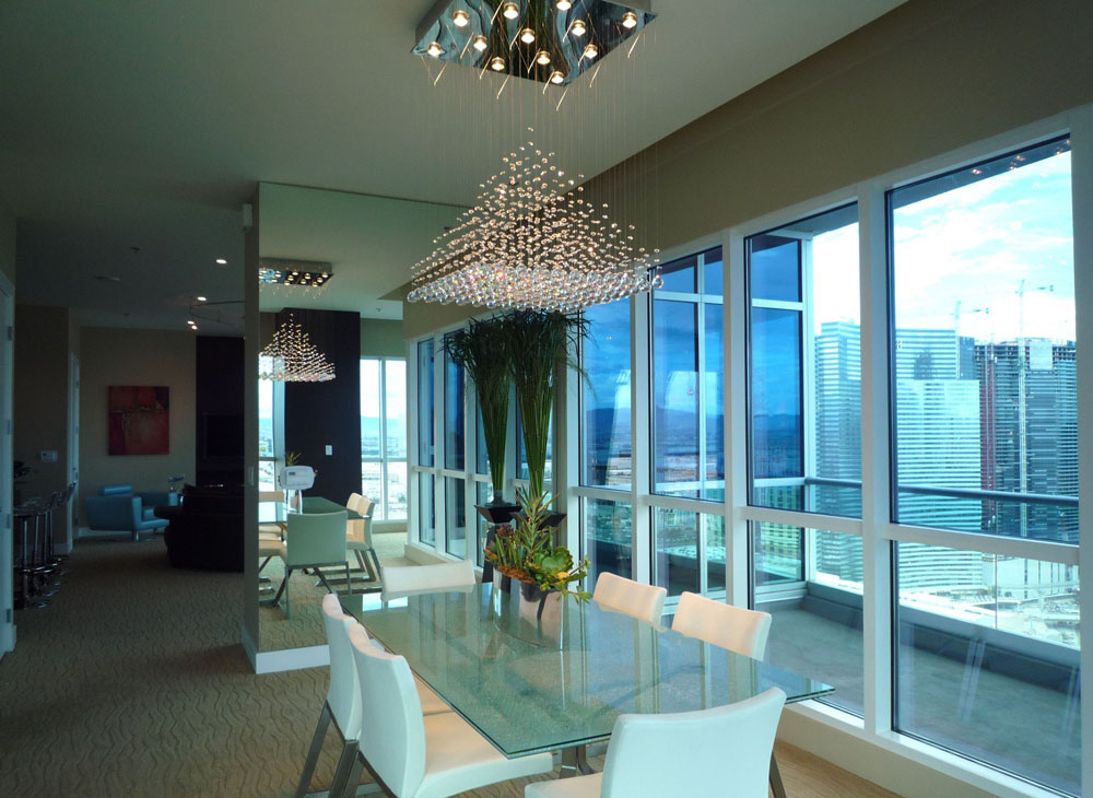 2001 | 00000004381 | penthouses - lofts,   dining room,   suite,