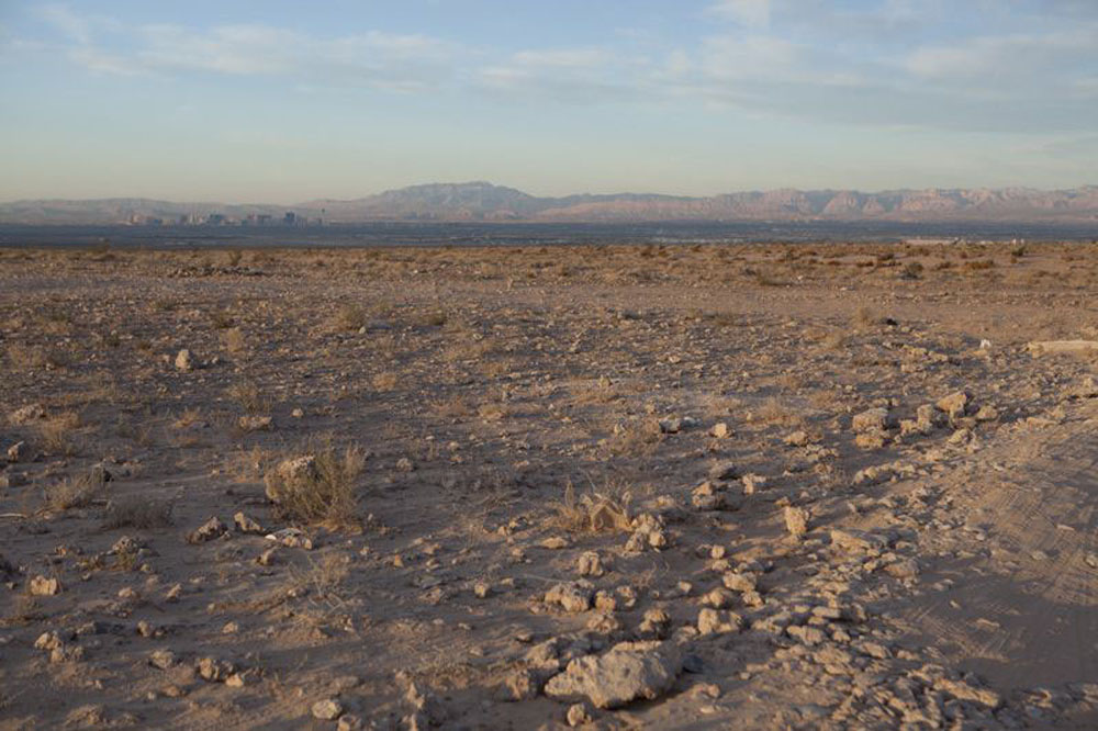 1713 | 00000006716 | desert,   sand, rocks, mountain,  