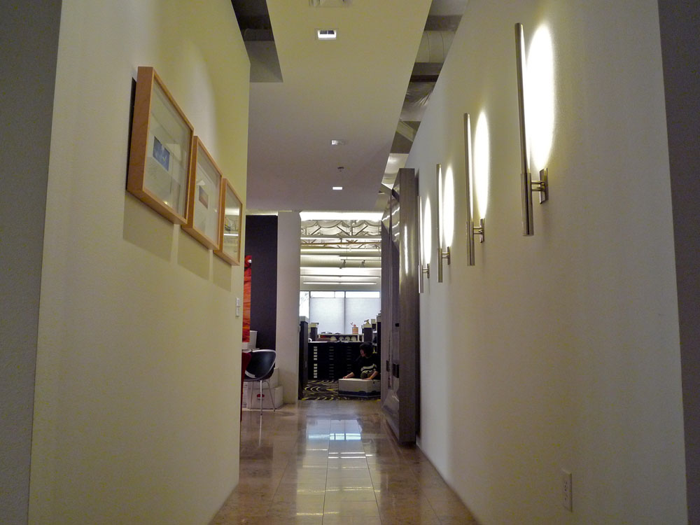 Cleo Design | 00000009282 | commercial buildings, hallway,    