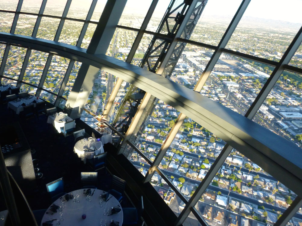 Top of the World | 00000009698 | restaurants - cafes - diners,  